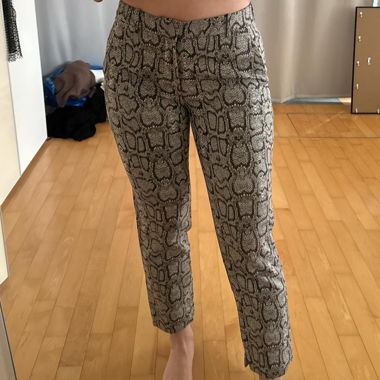 Zara Stoffhose Schlangenmuster