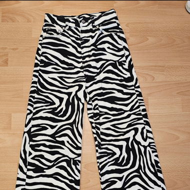 Flared Zebra Jeans H&M