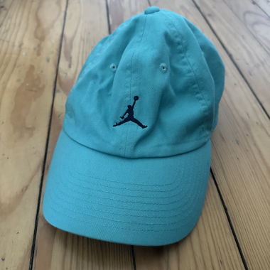 Cappellino Jordan Club