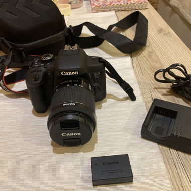 Canon EOS 750D with lens