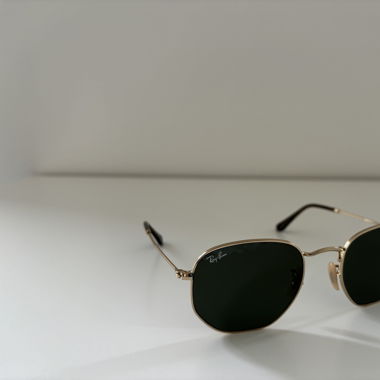 Ray-Ban Hexagonal Gold