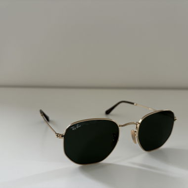 Ray-Ban Hexagonal Gold