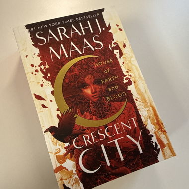 Crescent City: House of Earth and Blood