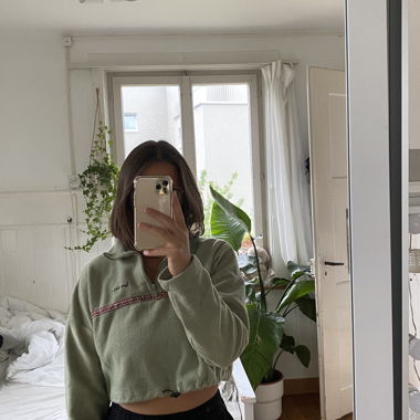 cropped sweater from urban outfitters