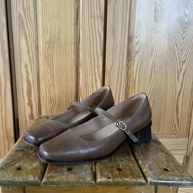 sweet squared-toe Shoes