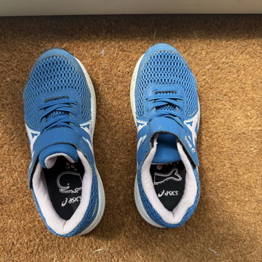 ASICS combine functionality and modern design