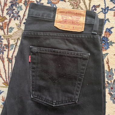 Levi's schwarze Jeans 535
