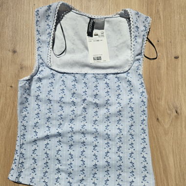 Top blue