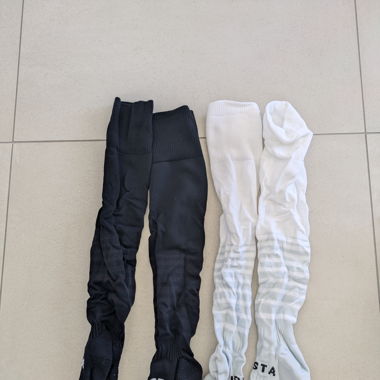 2 paires de chaussettes de foot 35-38