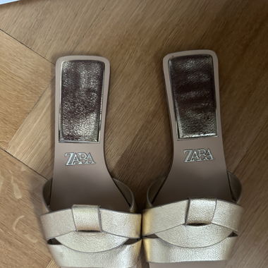 Sandales Zara dorées
