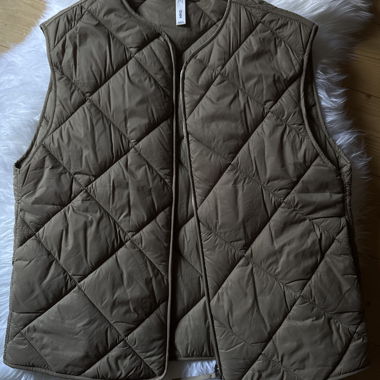 leichte Pufferweste beige