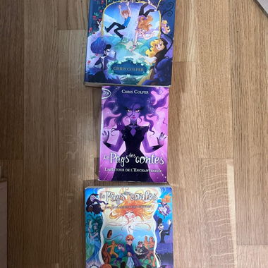 Set di 3 libri Le Pays des contes