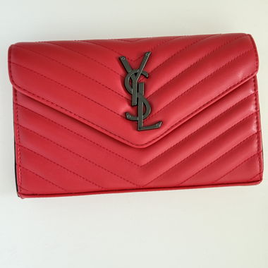 Borsa a tracolla Saint Laurent rossa (dupe)