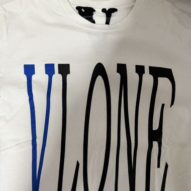 VLONE T-SHIRT