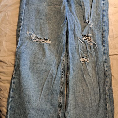 Pantaloni jeans