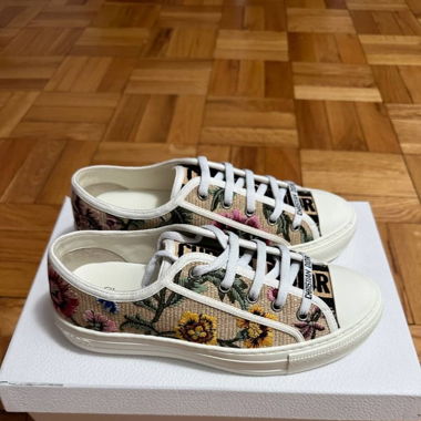 New WALK'N'DIOR Christian Dior Sneakers Size 37