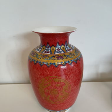 Sehr schön und dekorative Vase 