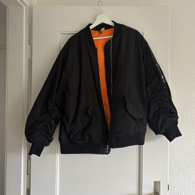 Bomberjacke vom H&M