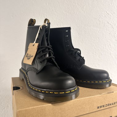 Dr. Martens 