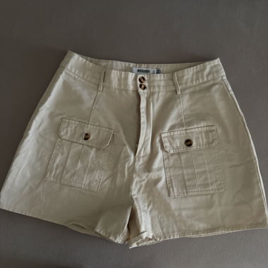 Beige shorts