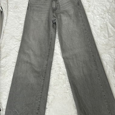 Zara Mid Waist Jeans