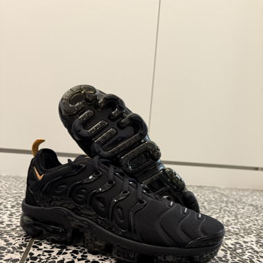 Nike Vapormax schwarz 1:1
