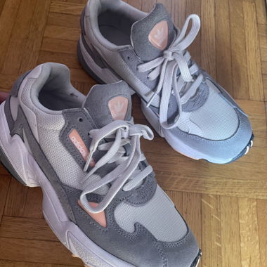 Basket Adidas Falcon