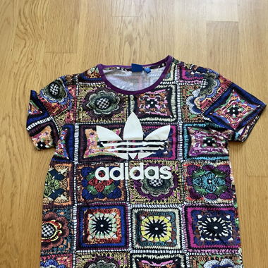 Adidas T-Shirt
