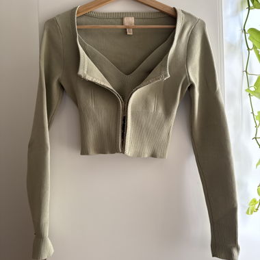Ensemble de hauts