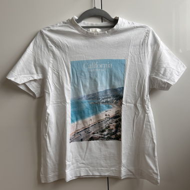 Weisses T-Shirt mit Druck