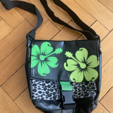 Sac bandoulière à motif floral