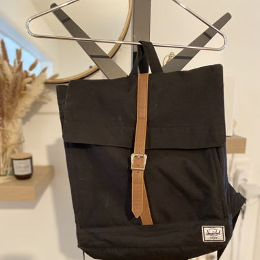 “School” bag 