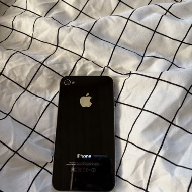 iPhone 4s con cover nuova