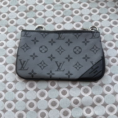 Louis Vuitton-inspirierter Pouch (Replika)