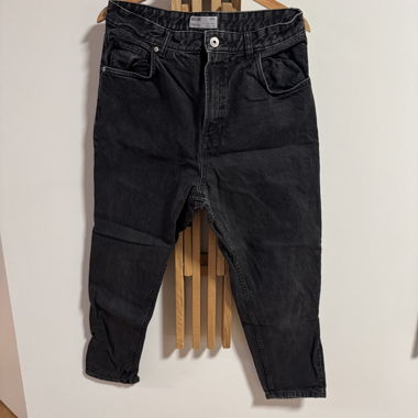 Bershka Loose Fit Jeans black