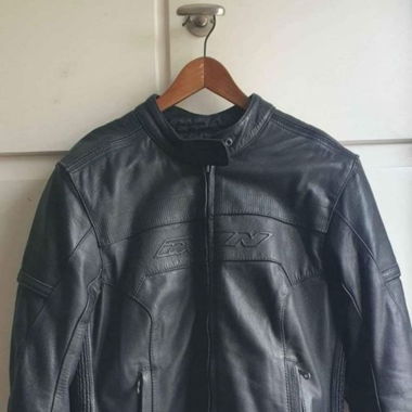 Veste Moto/Blouson Cuir IXON