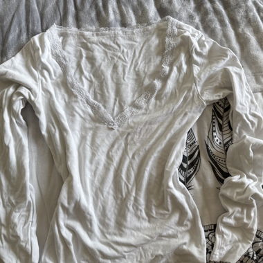 white long sleeve 