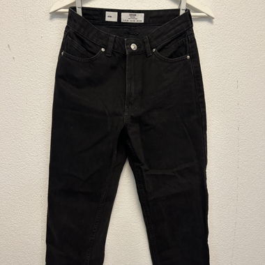 Jeans Mom Bershka noir