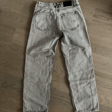 Zara Jeans