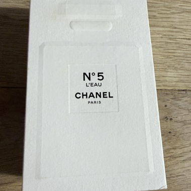 Chanel N°5 L’Eau perfume 200 ml
