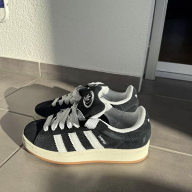 Adidas Campus