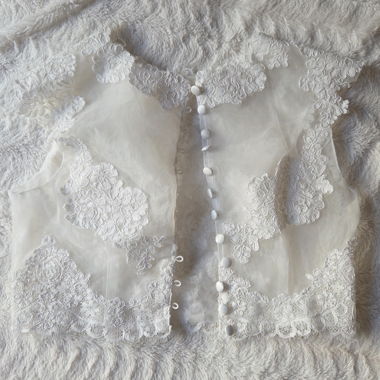 Blouse blanche courte
