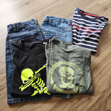 Lot de vêtements garçon en 140cm 