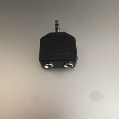 3.5mm Audio Splitter Adapter
