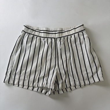 Gestreifte Vero Moda Shorts