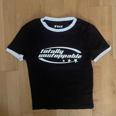 T-shirt Unstoppable Gals
