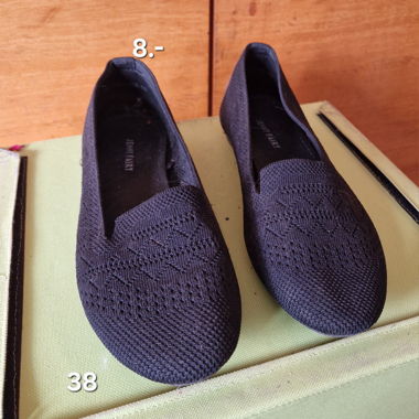 Ballerines en maille noires T38