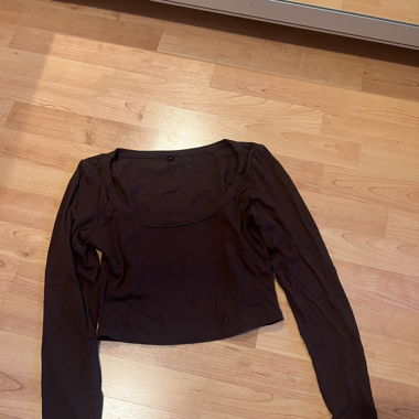 Brown Long-Sleeve Crop Top