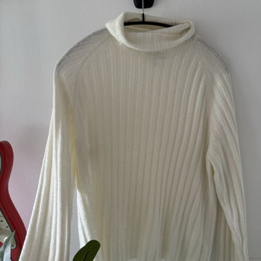 monki white turtleneck
