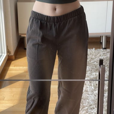 Brandy Melville jogger.